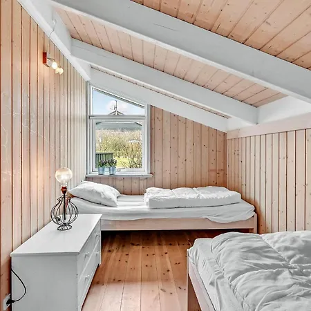3 Bedroom Gorgeous In Ejstrupholm *