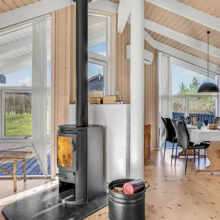 3 Bedroom Gorgeous In Ejstrupholm