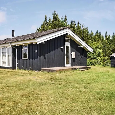 3 Bedroom Gorgeous In Ejstrupholm